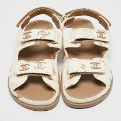 Pre Owned Chanel White/Beige Leather CC Logo Dad Flat Sandals Size 40