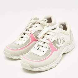 Pre Owned Chanel Multicolor Leather and Suede CC Low Top Sneakers Size 37.5