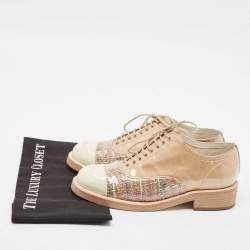 Chanel Beige/Cream Tweed and Patent Leather CC Lace Up Oxfords Size 39