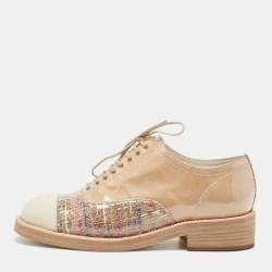 Chanel Beige/Cream Tweed and Patent Leather CC Lace Up Oxfords Size 39
