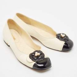 Pre Owned Chanel Beige/Black Leather Faux Pearl Camelia Ballet Flats Size 38