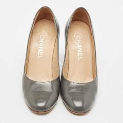 Chanel Grey Leather Cap Toe CC Block Heel Pumps Size 37