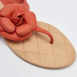 Chanel Orange Rubber Camellia Flat Thong Sandals Size 40