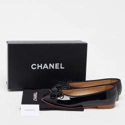 Pre Owned Chanel Black Patent Leather CC Ballet Flats Size 38