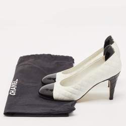 مملوكة مسبقًا Chanel White/Black Quilted Leather and Patent Cap Toe CC Pumps Size 36.5