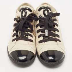 Pre Owned Chanel Black/Cream Leather and Patent Cap Toe Lace Up Sneakers Size 38