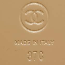 Chanel Beige Calf Hair CC Chain Link Logo Dad Flat Sandals Size 37