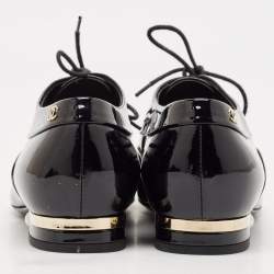 Pre Owned Chanel Black Patent Leather CC Lace Up Oxfords Size 38.5