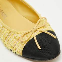 Pre Owned Chanel Yellow/Black Tweed and Canvas Bow CC Cap Toe Ballet Flats Size 39.5