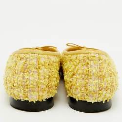 Pre Owned Chanel Yellow/Black Tweed and Canvas Bow CC Cap Toe Ballet Flats Size 39.5