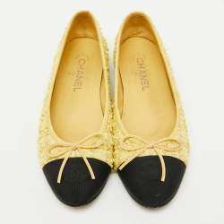 Pre Owned Chanel Yellow/Black Tweed and Canvas Bow CC Cap Toe Ballet Flats Size 39.5