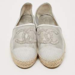 Pre Owned Chanel Metallic Silver Mesh And Fabric CC Cap Toe Espadrilles Flats Size 40