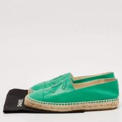 Pre Owned Chanel Green Leather CC Cap Toe Flat Espadrilles Size 36
