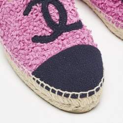 مملوكة مسبقًا Chanel Black/Pink Fabric and Tweed Interlocking CC Logo Espadrille Flats Size 39