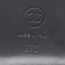 مملوكة مسبقًا Chanel Black Quilted Leather and Patent Leather CC Platform Slingback Sandals Size 37