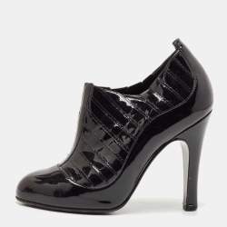 Chanel Black Patent Leather New York Ribbed Ankle Booties Size 37