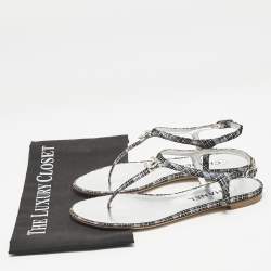 مملوكة مسبقًا Chanel Silver/Metallic Printed Suede CC Crystals Thong Flats Size 37