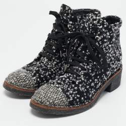 Chanel White/Black Tweed CC Cap Toe Combat Ankle Boots Size 37.5