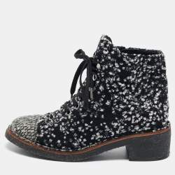Chanel White/Black Tweed CC Cap Toe Combat Ankle Boots Size 37.5
