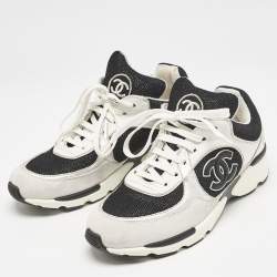مملوكة مسبقًا Chanel Black/White Leather and Mesh CC Interlocking Logo Low Top Sneakers Size 37.5
