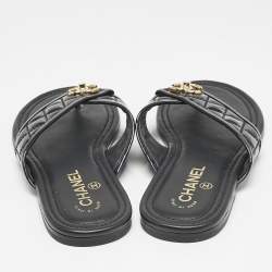 Chanel Black Patent Leather CC Lock Thong Flat Sandals Size 38