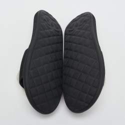 مملوكة مسبقًا Chanel Black/White Rubber CC Camellia Flat Slide Sandals Size 38