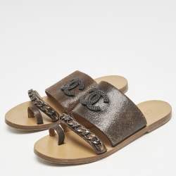 Chanel Brown Textured Leather Chain Link CC Toe Ring Slides Size 36