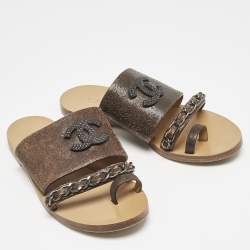 Chanel Brown Textured Leather Chain Link CC Toe Ring Slides Size 36