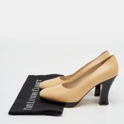 Chanel Cream Leather Vintage Round Toe Pumps Size 37.5