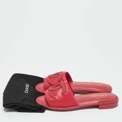 Chanel Pink Leather Flat Slide Sandals Size 40