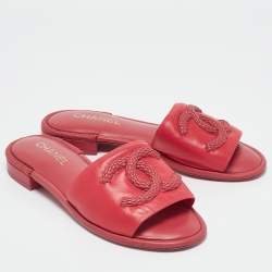 Chanel Pink Leather Flat Slide Sandals Size 40