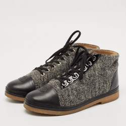 Chanel Grey/Black Wool Fabric And Leather CC Ankle Boots Size 39