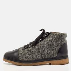 Chanel Grey/Black Wool Fabric And Leather CC Ankle Boots Size 39