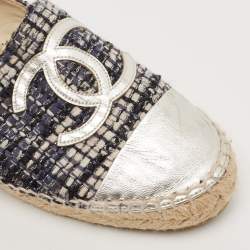 Chanel Silver/Blue Leather And Tweed CC Cap Toe Espadrille Flats Size 38