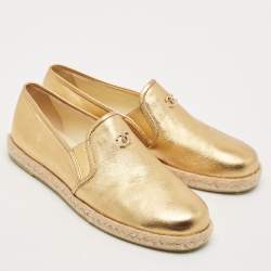 Chanel Metallic Gold Leather CC Slip On Espadrilles Flats Size 38
