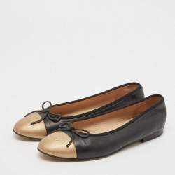 Pre Owned Chanel Black/Gold Leather CC Bow Cap Toe Ballet Flats Size 40.5