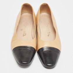 Pre Owned Chanel Beige/Black Leather CC Bow Cap Toe Ballet Flats Size 37