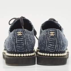 مملوكة مسبقًا Chanel Black/Navy Blue Canvas and Tweed Grosgrain Lace Up Sneakers Size 38