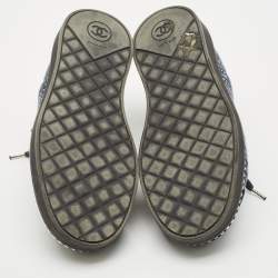 مملوكة مسبقًا Chanel Black/Navy Blue Canvas and Tweed Grosgrain Lace Up Sneakers Size 38