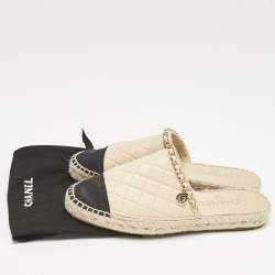 Pre Owned Chanel Beige/Black Quilted Leather and Canvas CC Chain Espadrille Sandals Size 39