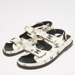 مملوكة مسبقًا Chanel White/Black Printed Leather CC Dad Velcro Flat Sandals Size 38