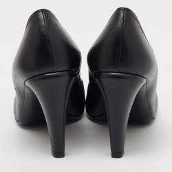 Chanel Black/Cream Leather CC Camelia Cap Toe Pumps Size 37.5