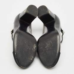 مملوكة مسبقًا Chanel Black Leather and Fabric CC Cap Toe Mary Jane Pumps Size 36.5