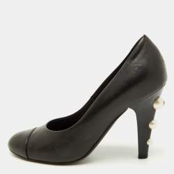 Chanel Black Leather Cap Toe CC Pearl Embellished Heels Pumps Size 39.5