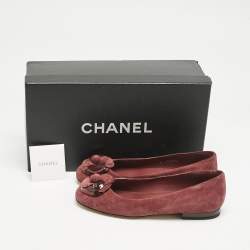 Chanel Burgundy Suede and Patent Leather CC Camellia Ballet Flats Size 35