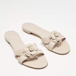 Chanel Beige Quilted Leather CC Camellia Embellished Flat Slides Size 40