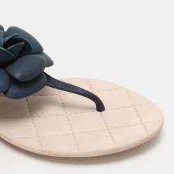 Chanel Navy Blue/Beige Rubber Camellia Thong Flats Size 37