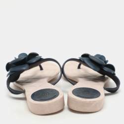 Chanel Navy Blue/Beige Rubber Camellia Thong Flats Size 37