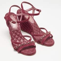 Chanel Red Suede CC Chain Link Ankle Strap Quilted Wedge Sandals Size 39