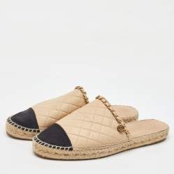 Chanel Beige/Black Quilted Leather and Fabric Cap Toe CC Chain Link Espadrille Flat Mules Size 42